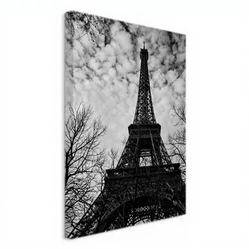 Torre Eiffel tra le Nuvole