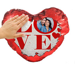Cuscino cuore con paillettes Love
