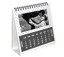 Calendario da tavolo Pixel neri