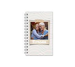 Agenda settimanale con nome e foto, grafica polaroid