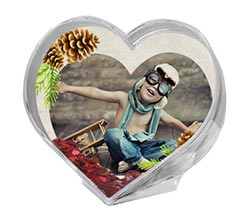 palla di neve a cuore regalo di natale per bambini