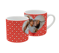 Una romantica tazza da caffè con la tua foto