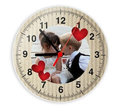 Orologio tondo in vetro Love Hearts