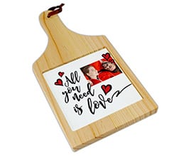Tagliere in legno Need love