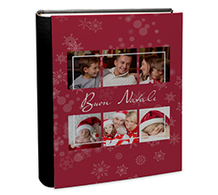 Album con copertina rossa natalizia