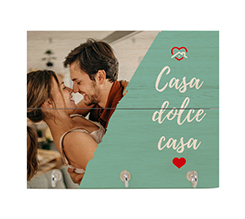portachiavi appendichiavi su listelli in legno stampato con foto e grafica casa dolce casa per san valentino