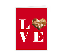 Card con grafica rossa di S. Valentino foto a forma di cuore