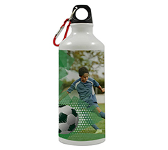 borraccia per lo sport personalizzata con foto e grafica a tema calcio con sfondo verde