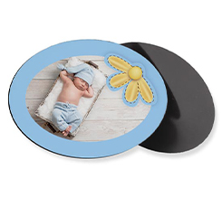 Cornice blu con fiore per foto calamita ovale