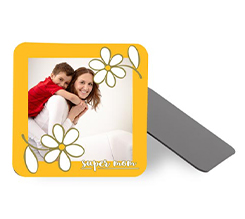 Calamita quadrata con grafica con margherite