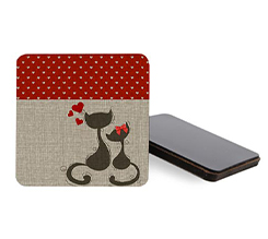 Calamita quadrata in legno con grafico gattini