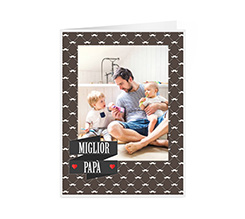 Biglietto auguri per la festa del papà con baffi e scritta