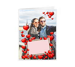 Biglietto pieghevole con grafica a cuori, foto e riquadro per messaggio