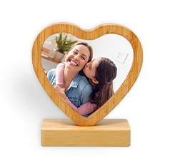 Cornice cuore in bamboo con foto per la festa della mamma