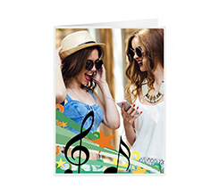 Biglietto auguri con foto e grafica note musicali