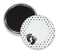 Magnete da frigo con piedini neri e pois