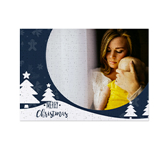 foto puzzle con grafica bianca e blu di natale