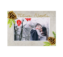 Puzzle con pigne e ramoscelli verdi con foto come regalo di Natale