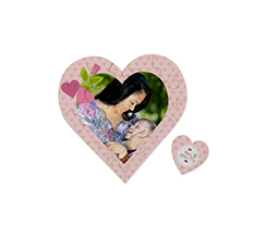 Puzzle a cuore in legno con grafica rosa