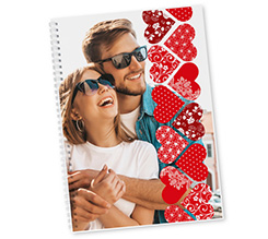 Quaderno A4 Cuori Stilizzati