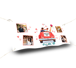 striscione formato 150x60 cm personalizzato con collage di foto e macchina con sposi