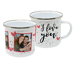 Tazza in metallo smaltato con grafica dedicata a San Valentino