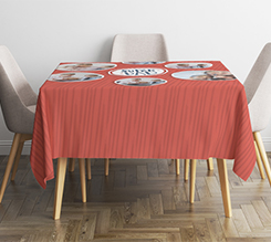 Tovaglia quadrata rossa con grafica super dad