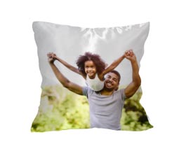 Cuscino con foto personalizzata in raso
