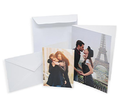 Bigliettini auguri piegati con doppio formato