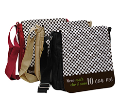 Borsa a tracolla con grafica e testo Io con me