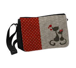 Borsa a tracolla con grafica gattini innamorati