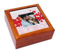 Portagioie in legno Storm of hearts