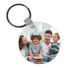 portachiavi tondo in legno compleanno