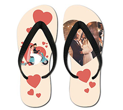 infradito per matrimonio personalizzato con foto e grafica con sposi su scooter