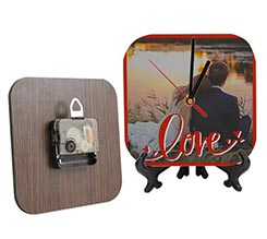 Orologio in legno smussato Simply love