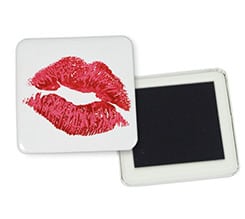 Magnete quadrato da frigo Kisses