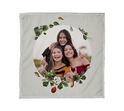 foulard personalizzato con foto in cornice rotonda con fiori