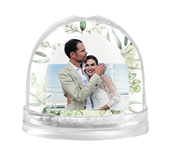 Palla di neve con foto e grafica come bomboniera per matrimonio