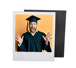 Polaroid magnetiche personalizzate per festeggiare la laurea