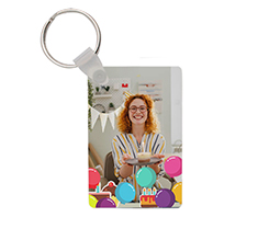 Portachiavi-legno-rettangolare-grafica-buon-compleanno