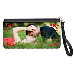 portafoglio in ecopelle personalizzato con foto e grafica con cornice di cuori