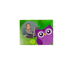 Il puzzle magnetico con il piccolo gufetto viola