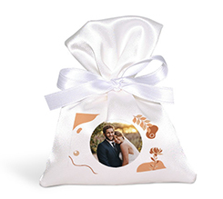 sacchetto confetti matrimonio personalizzato con foto e cornice dallo stile astratto