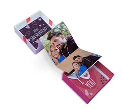 Scatola a fisarmonica con foto e grafica per San Valentino