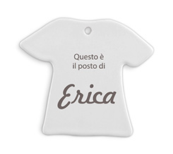 decorazione a forma di magliettina segnaposto matrimonio