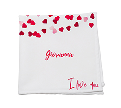 tovagliolo con cuori da usare come segnaposto per nozze