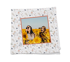 Tovagliolo in tessuto con fiorellini e 2 riquadri