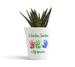 vaso in ceramica per maestra impronte