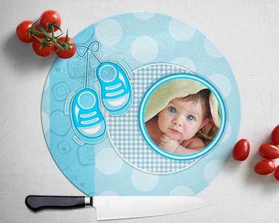 Tagliere con grafica celeste e scarpette