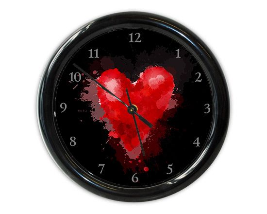 Orologio da muro con cuore rosso